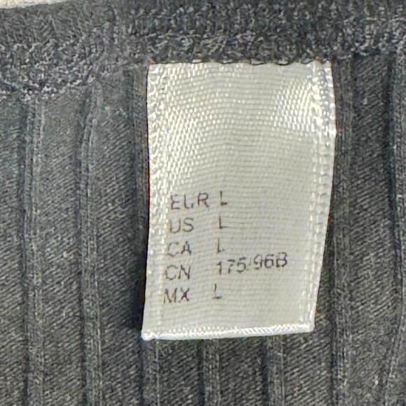 Black Ribbed Buttoned Tube Top, Size L - Picture 6 of 6